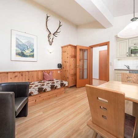 Apartments Alpina Майрхофен Экстерьер фото