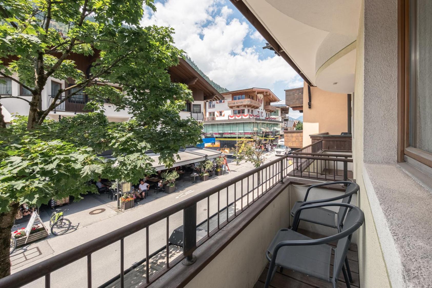 Apartments Alpina Майрхофен Экстерьер фото