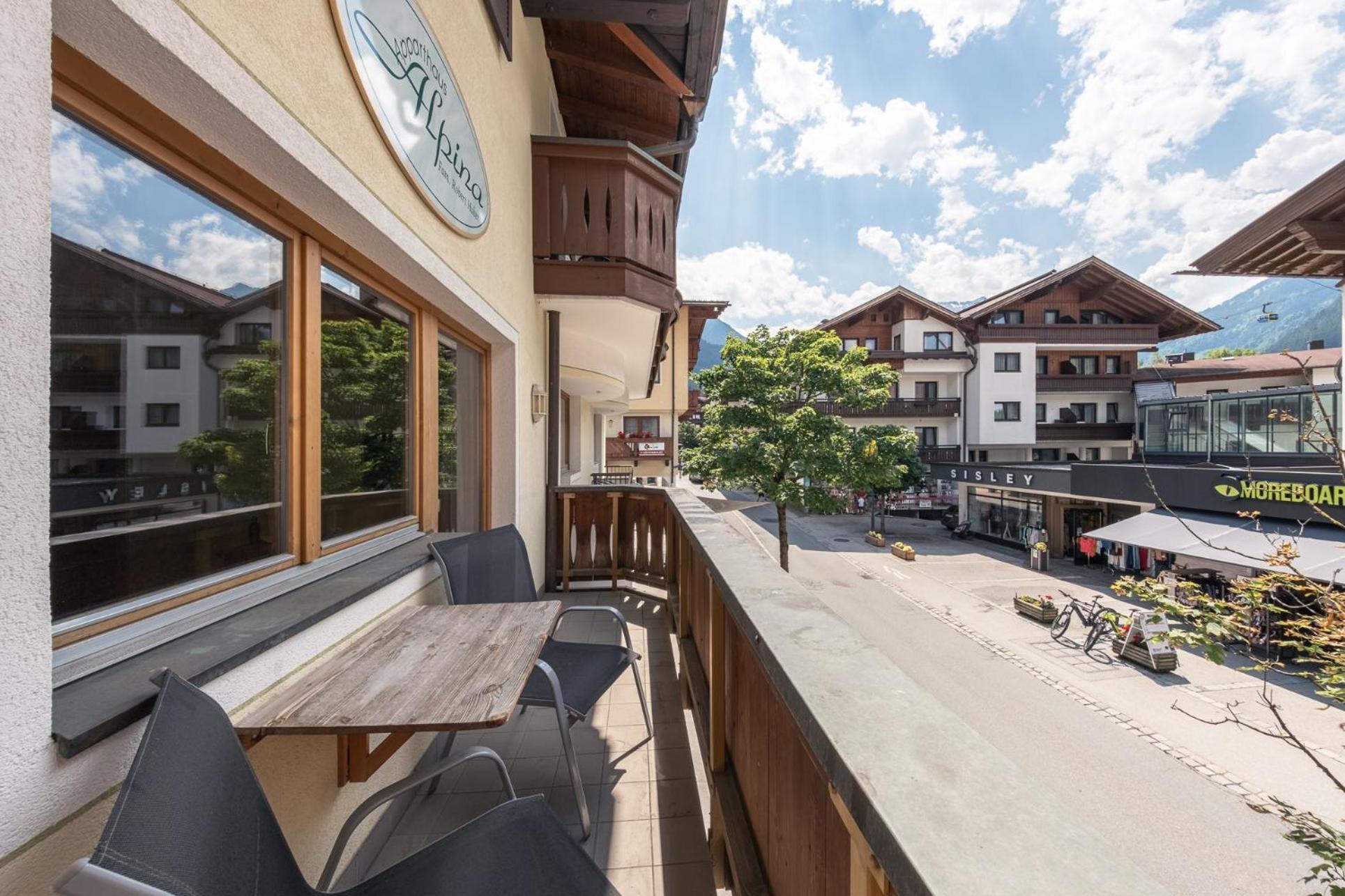 Apartments Alpina Майрхофен Экстерьер фото